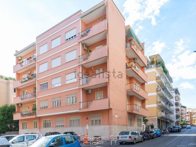 Appartamento in vendita a Balduina, Roma