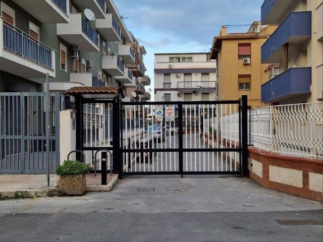 Appartamento in vendita a VII Circoscrizione, Palermo