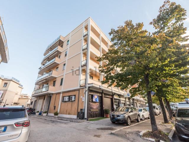 Appartamento in vendita a Pescara, Abruzzo