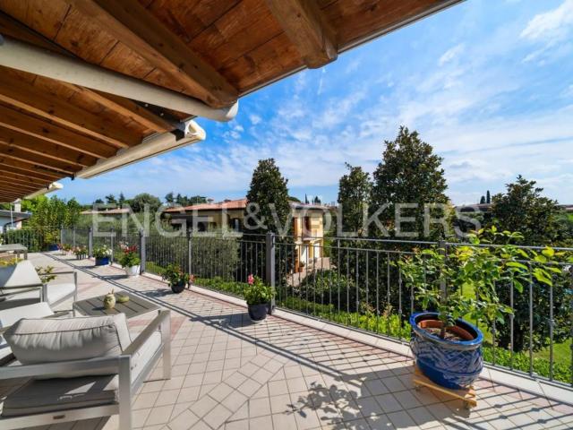 Attico in vendita a Monte Tapino, Moniga Del Garda