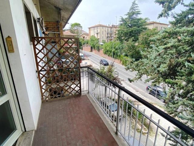 Appartamento in vendita a Marche, Macerata