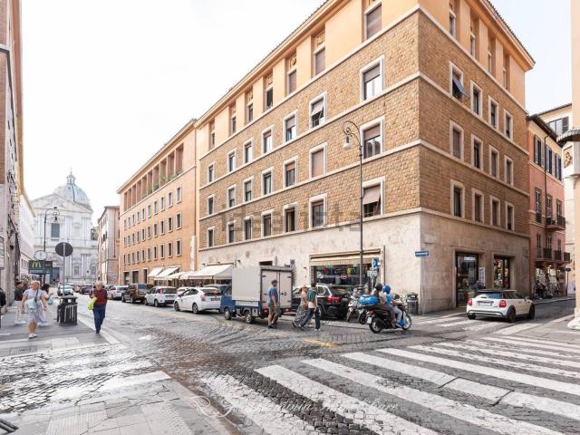 Appartamento in vendita a Municipio Roma I, Roma Capitale