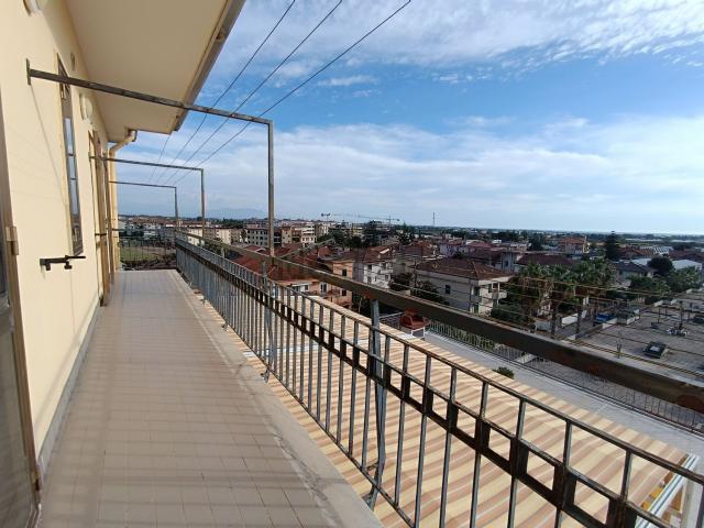 Appartamento in vendita a Quartiere INA, Pontecagnano Faiano