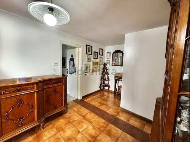 Appartamento in vendita a Ronciglione, Lazio