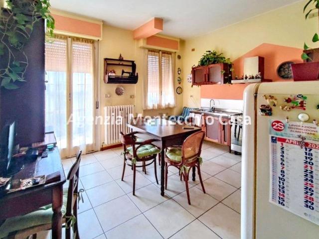 Appartamento in vendita a Miralfiore, Marche