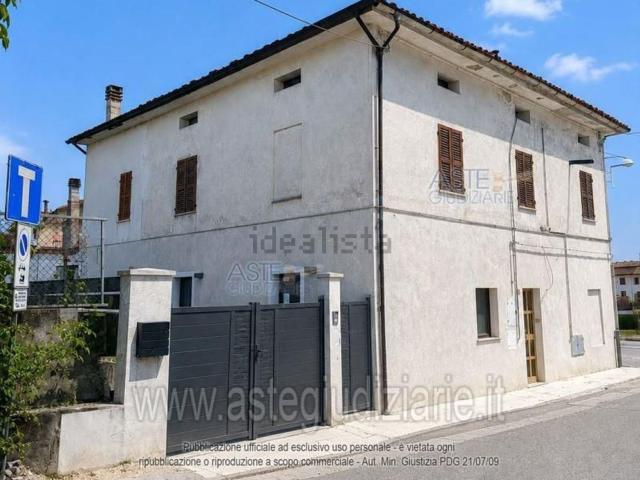 Appartamento in vendita a Jesi, Ancona