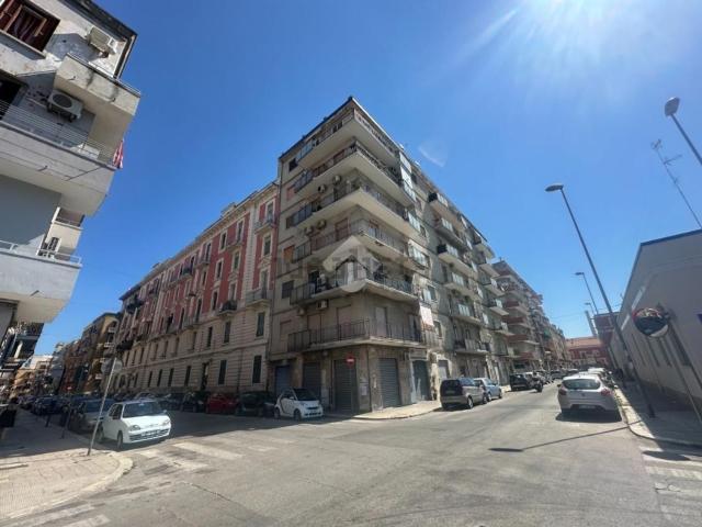 Appartamento in vendita a Municipio 1, Puglia