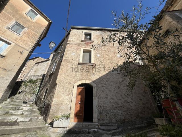 Appartamento in vendita a Alvito, Lazio