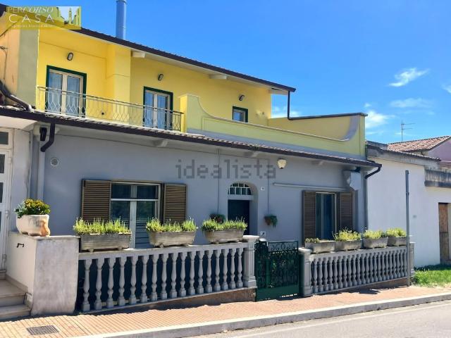 Appartamento in vendita a Nereto, Teramo