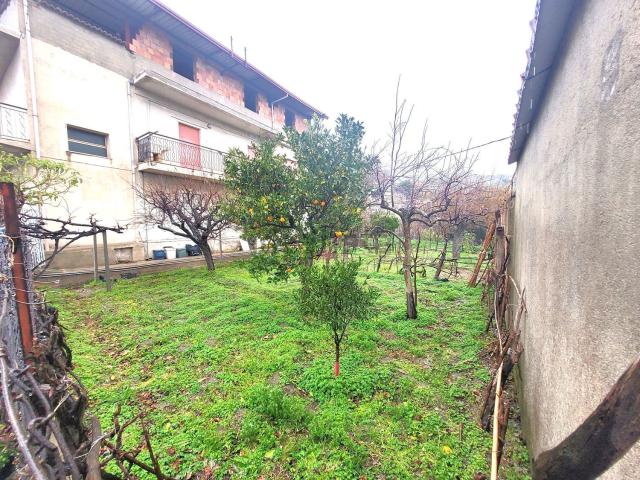 Appartamento in vendita a Calabria, Reggio Calabria