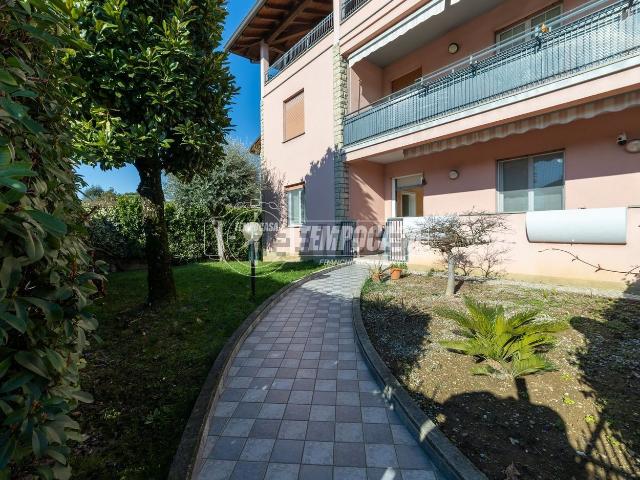 Appartamento in vendita a Pedrengo, Lombardia