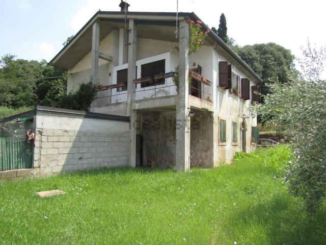 Appartamento in vendita a Monte, Colognola Ai Colli