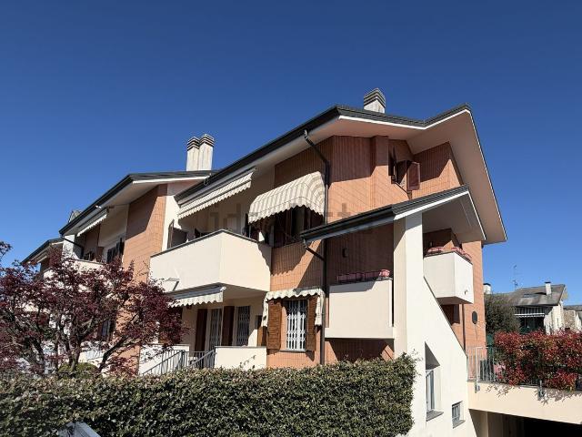 Appartamento in vendita a Agrate Brianza, Lombardia