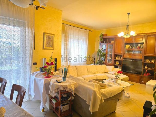 Appartamento in vendita a Fasano, Gravina Di Catania