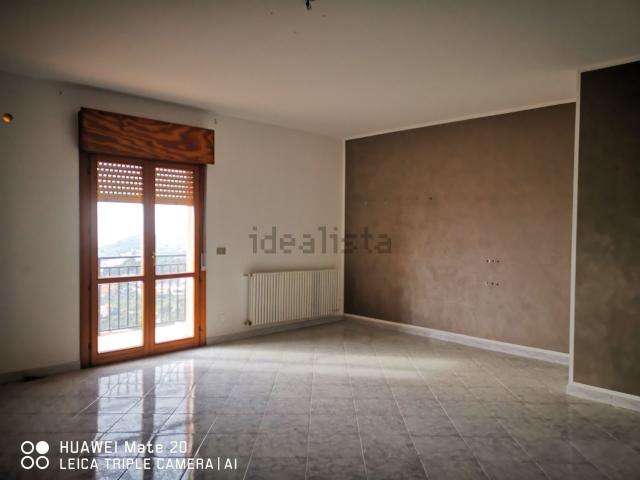 Appartamento in vendita a Montelepre, Sicilia
