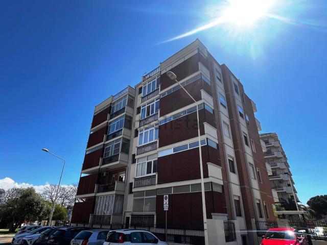 Appartamento in vendita a Genneruxi, Cagliari