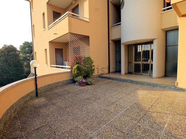 Appartamento in vendita a San Fermo Della Battaglia, Lombardia