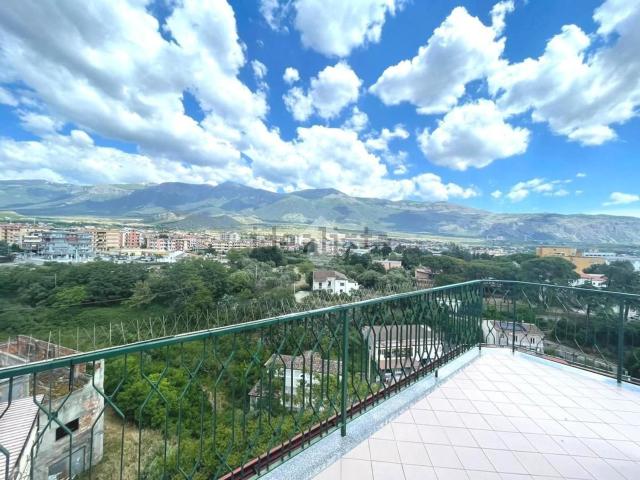 Appartamento in vendita a Calabria, Cosenza