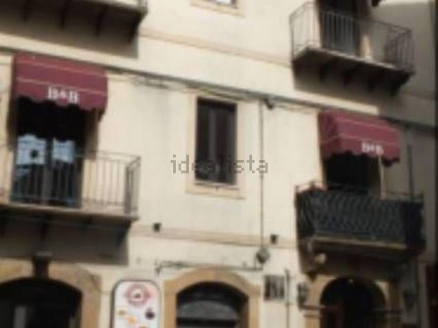 Appartamento in vendita a Castellina, Piazza