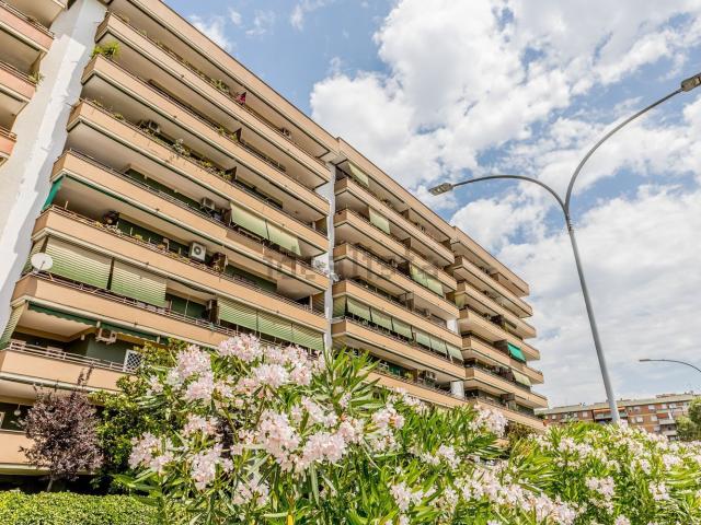 Appartamento in vendita a Municipio Roma VII, Roma Capitale