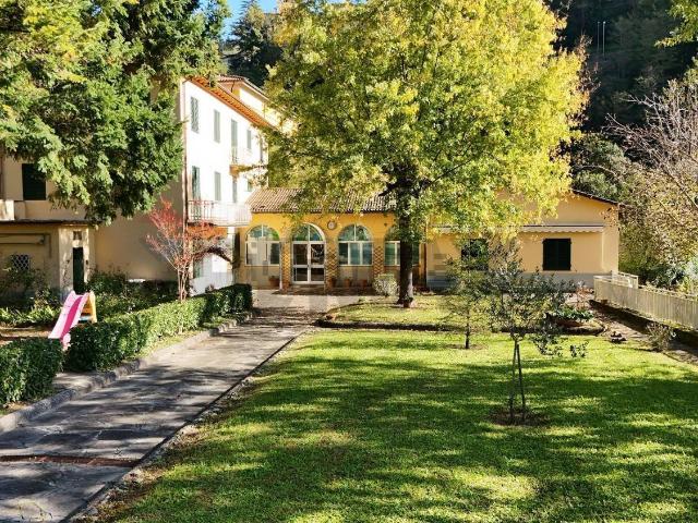 Appartamento in vendita a Paretaio, Bagni di Lucca