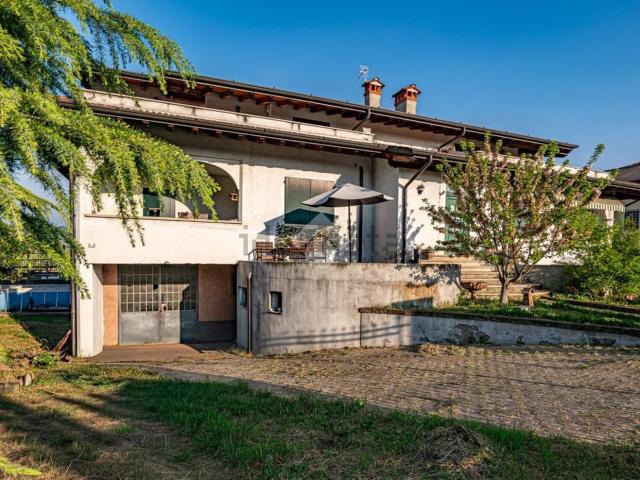 Appartamento in vendita a Adro, Lombardia
