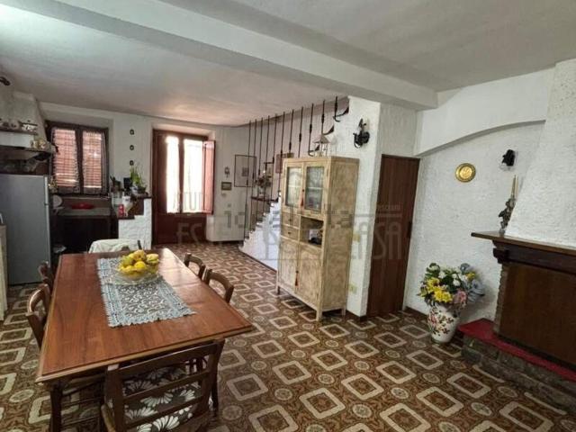 Appartamento in vendita a Camaiore, Toscana