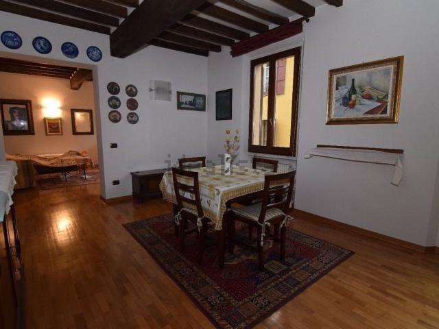 Appartamento in vendita a San Prospero città, Re