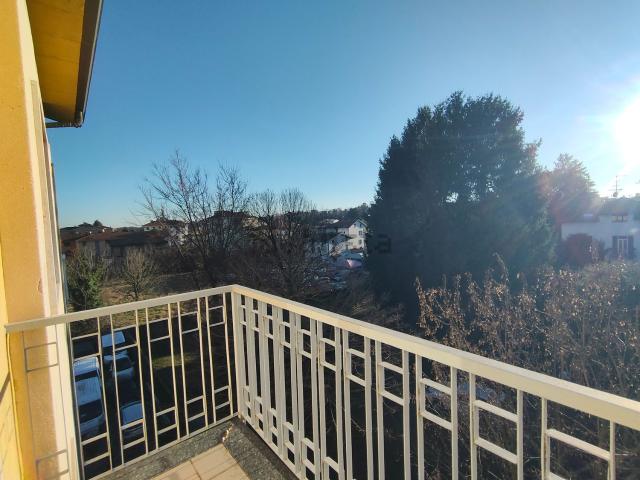 Appartamento in vendita a Valle Olona, Varese