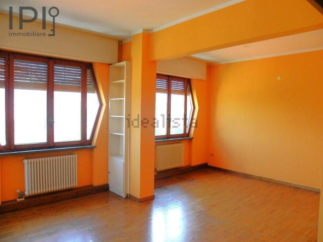 Appartamento in vendita a Cairo Montenotte, Liguria