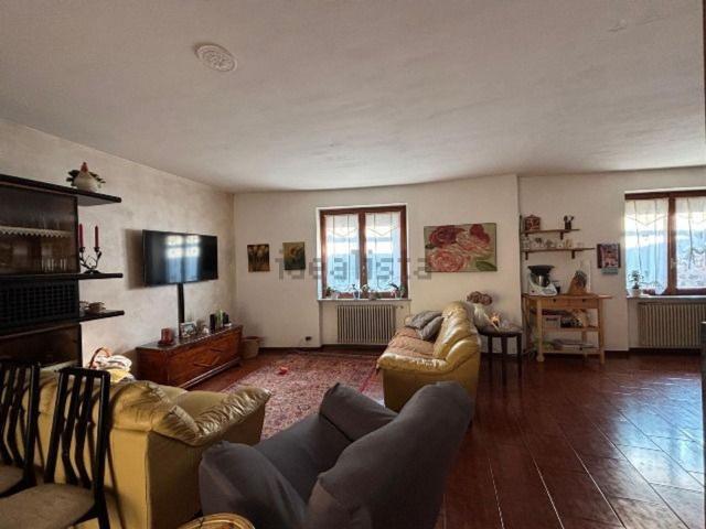 Appartamento in vendita a Colzate, Lombardia