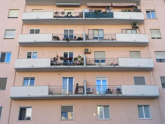 Appartamento in vendita a Is Mirrionis, Cagliari