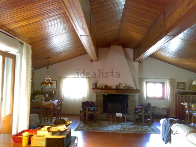 Attico in vendita a Casermette, Pistoia