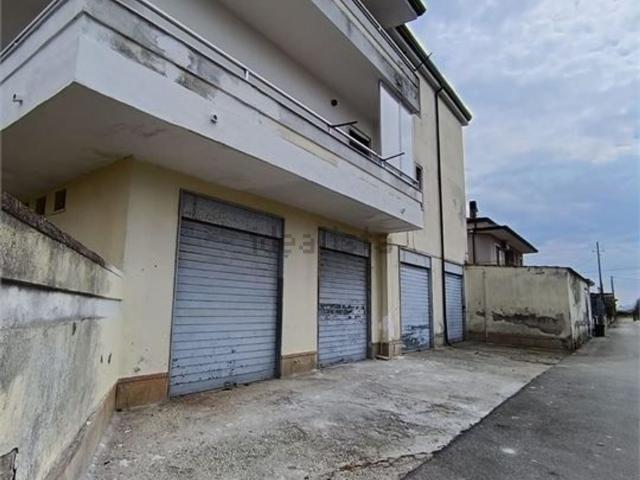 Appartamento in vendita a Grazzanise, Campania