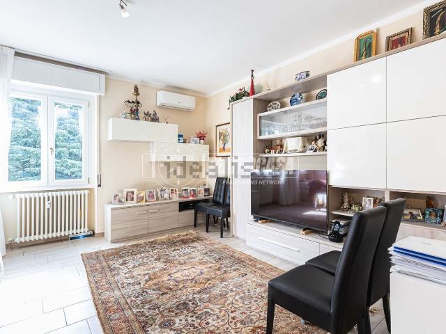 Appartamento in vendita a Molera, Oggiono
