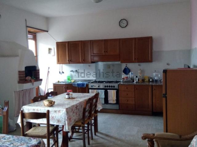Appartamento in vendita a Vallecorsa, Lazio