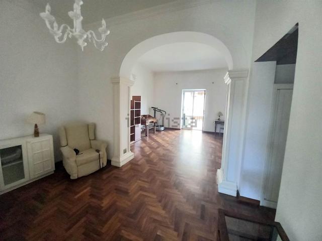 Appartamento in vendita a Nola, Campania