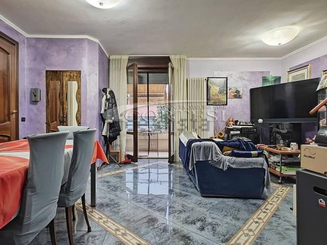 Appartamento in vendita a Baia Metauro, Marche