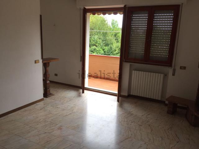Appartamento in vendita a Massa, Massa-Carrara