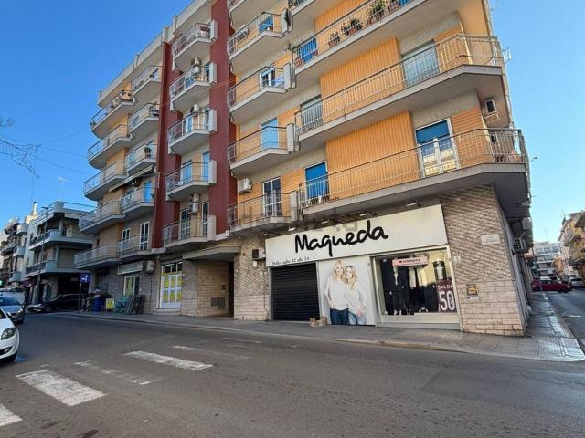 Appartamento in vendita a Massafra, Taranto