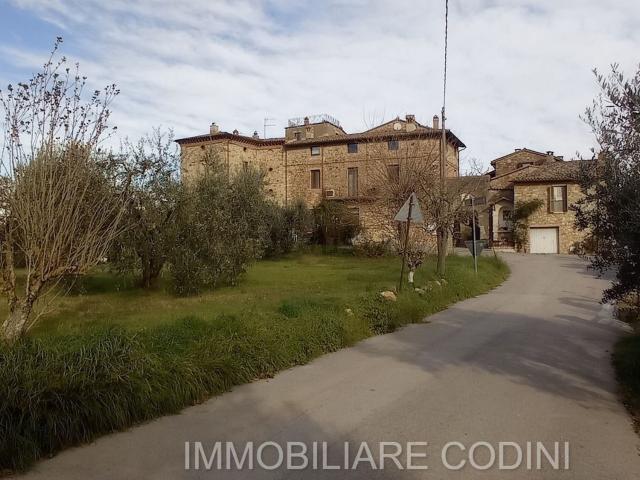Appartamento in vendita a Izzalini, Umbria