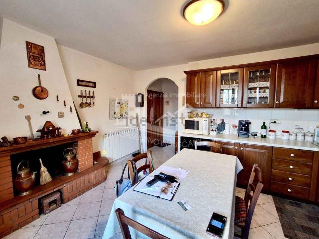 Appartamento in vendita a Ortignano, Toscana