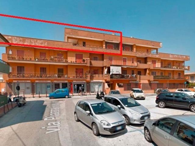 Attico in vendita a Mondragone, Campania