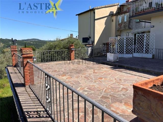 Appartamento in vendita a Lastra A Signa, Toscana