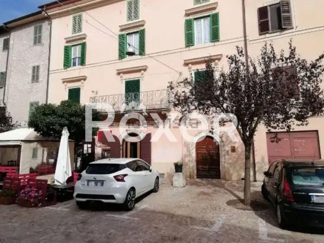Appartamento in vendita a Acuto, Lazio