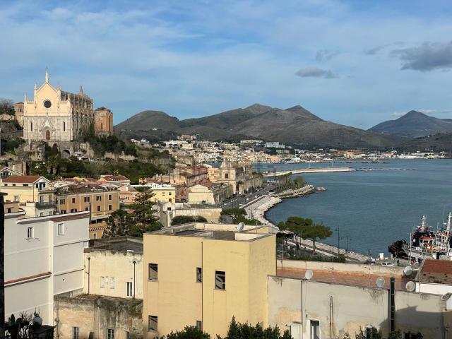 Appartamento in vendita a Gaeta Medievale, Gaeta