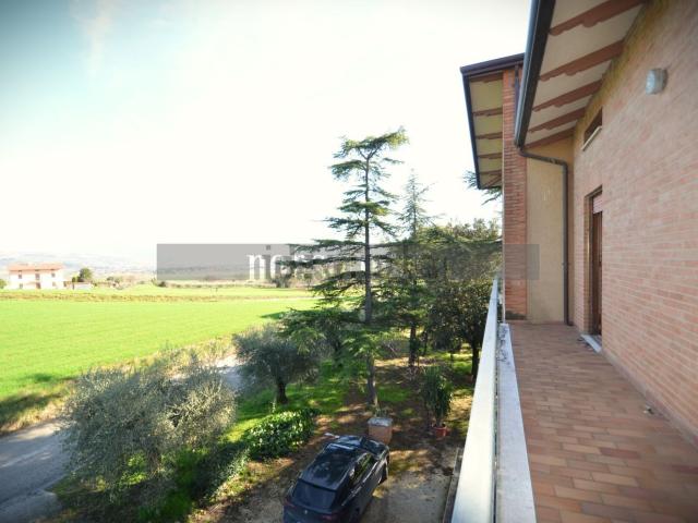 Appartamento in vendita a Collestrada, Perugia