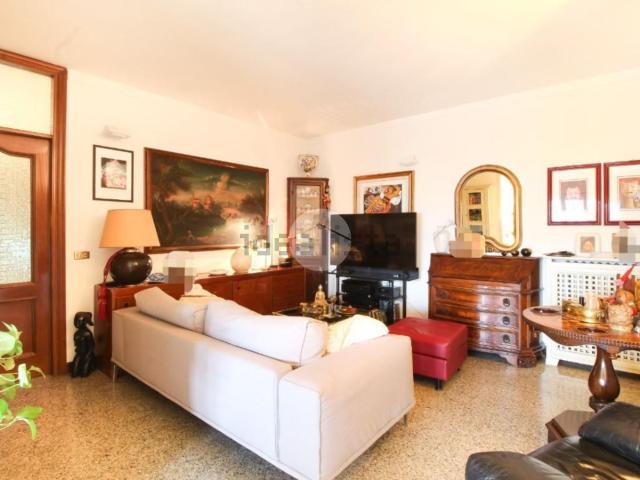 Appartamento in vendita a Alba Adriatica, Teramo
