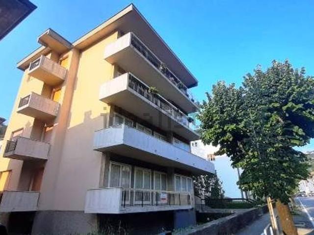 Appartamento in vendita a Comunità Montana della Valle Brembana, Zogno