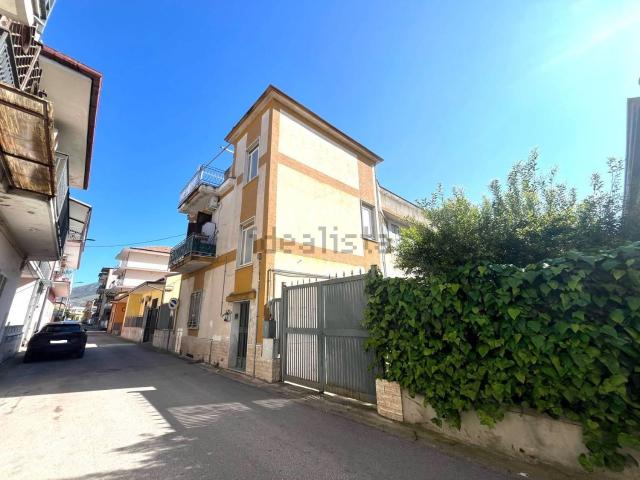 Appartamento in vendita a Curti, Campania